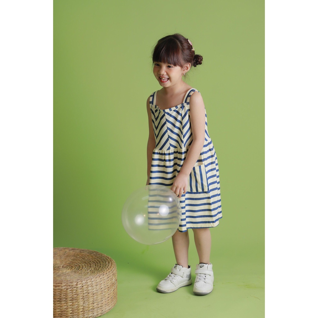 Váy kẻ 2 dây cực xinh cho bé gái siêu mát , siêu cute