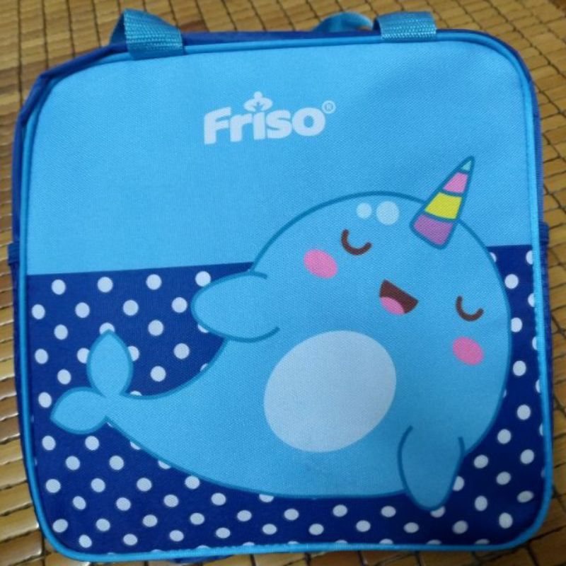 Balo cá voi xanh quà tặng Friso cho bé