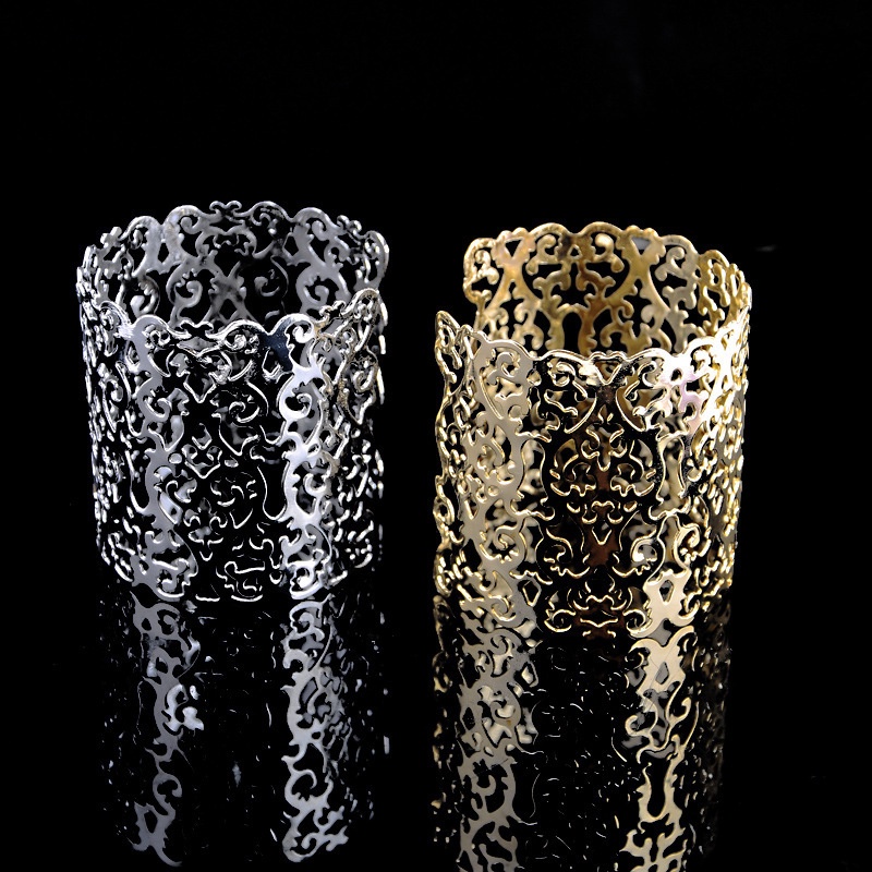 1 Vòng Tay Họa Tiết Hoa Rỗng Cho Nữ