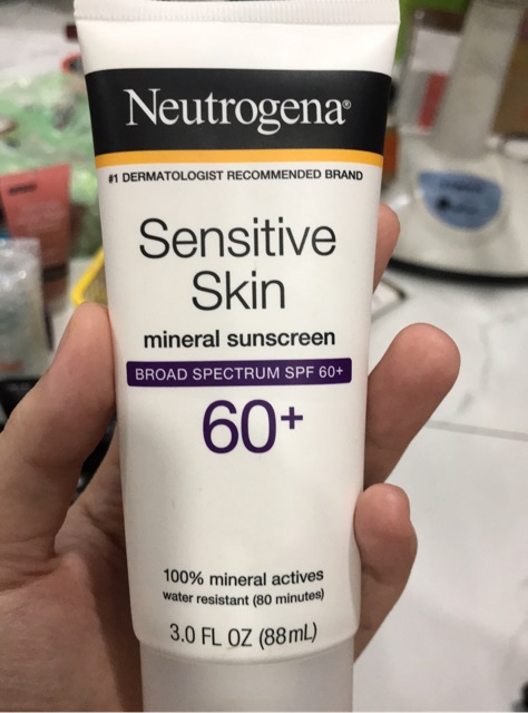 Kem chống nắng Neutrogena Sensitive Skin Sunscreen SPF 60