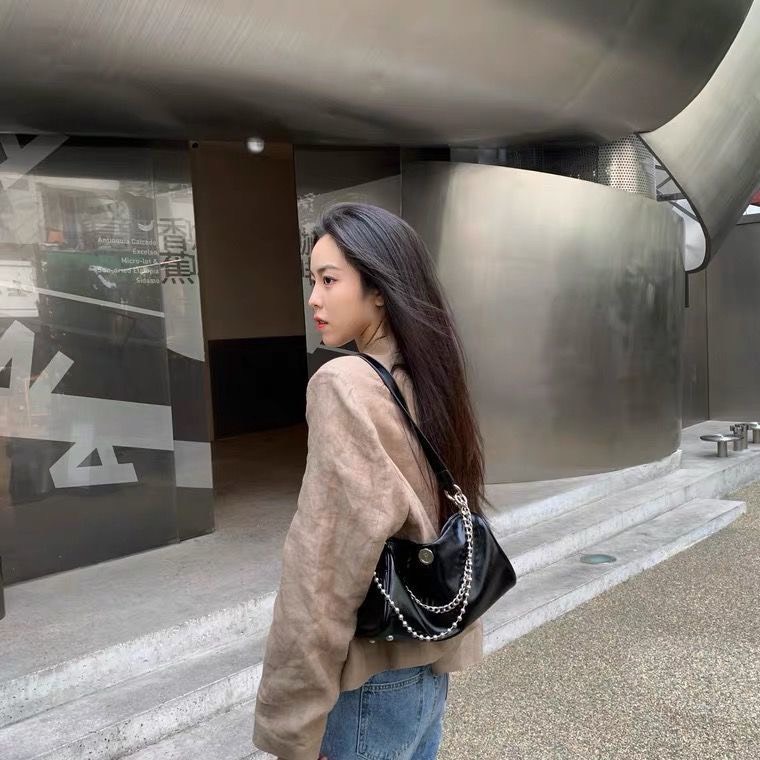 Túi đeo chéo nữ dây xích phong cách HÀN QUỐC chất da đẹp SẴN MÀU ĐEN