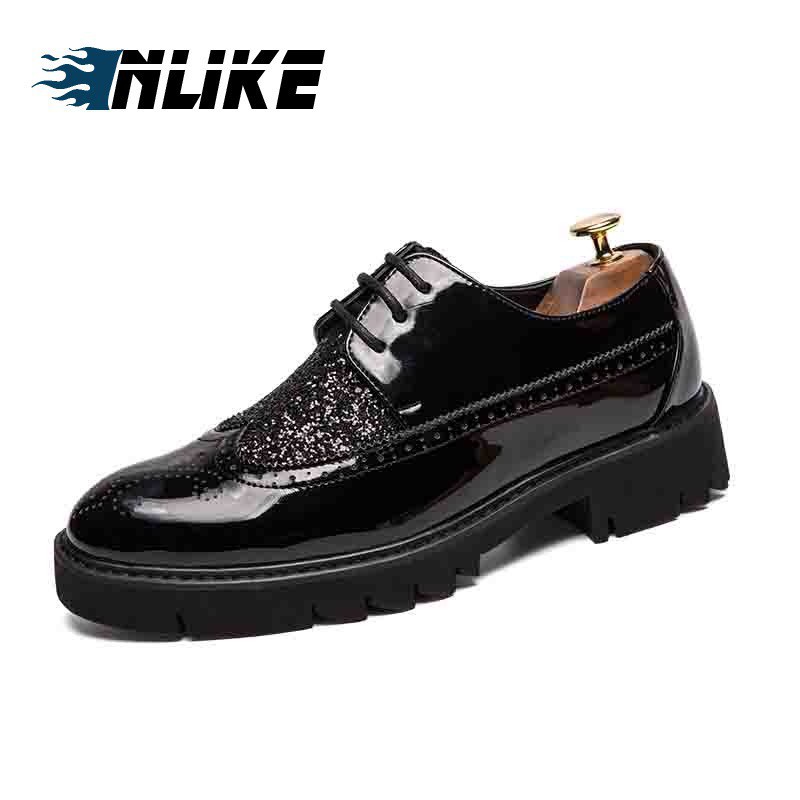 Brogue Shoes Men Classic Patent Leather Moda Italiana Business Shoes