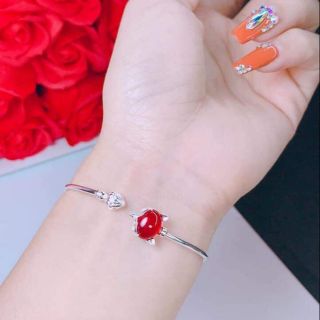 Lắc hồ ly bạc ta