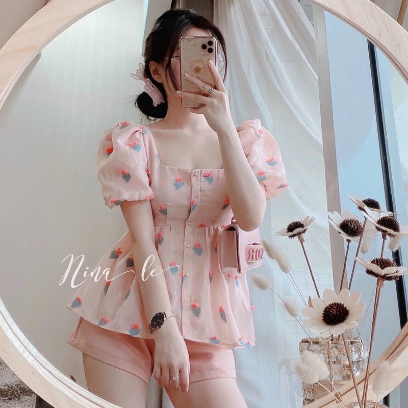 Set Đồ Nữ, Áo Kiểu Ren Hoa Kèm Quần Ngắn Có Dây Kéo Chất Liệu Cao Cấp Dễ Mặc Siêu Sang Chảnh Trend 2021