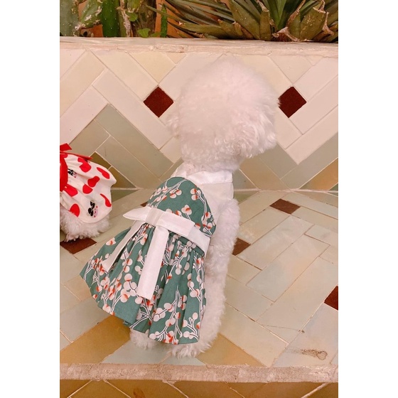 Váy hoa phối nơ xinh cho thú cưng