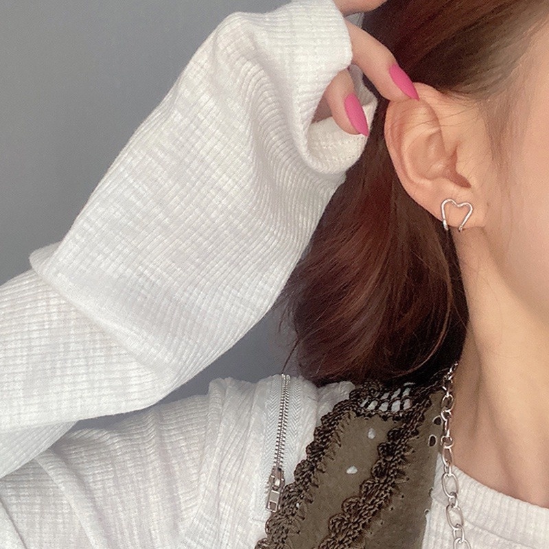 Khuyên Kẹp Vành Tai Hai Lớp Hình Trái Tim Bằng Kim Loại Màu Bạc Sáng Đơn Giản Phong Cách Hàn Quốc