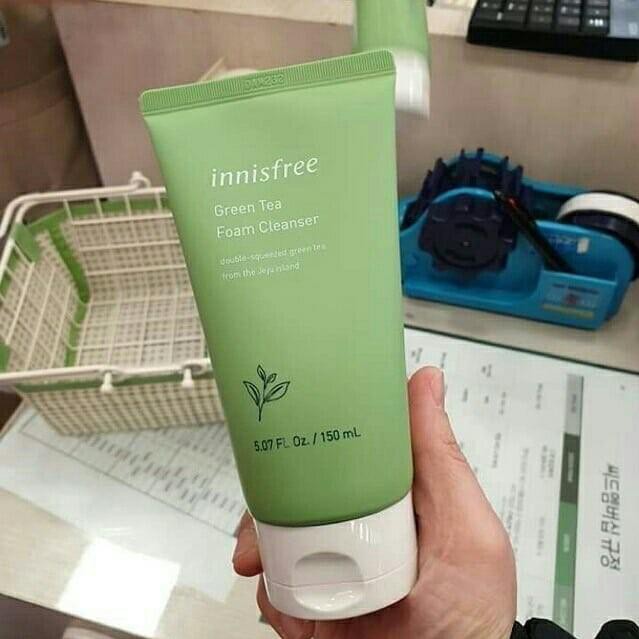 Sữa rửa mặt da dầu da mụn sạch sâu Innisfree trà xanh cleansing foam 150ml Auth Hàn Quốc