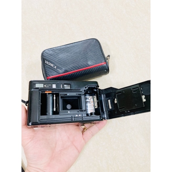 Máy ảnh film PNS Kyocera yashica T AF-D + Lens Carl Zeiss T* 35mm f3.5