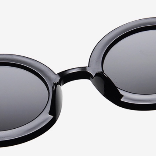 Kính mát  gọng in chữ cho bé 3-10 tuổi