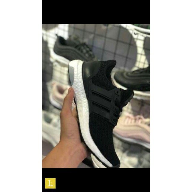 sneaker ultr a boost đen 1:1 [Ảnh thât+full box] | BigBuy360 - bigbuy360.vn