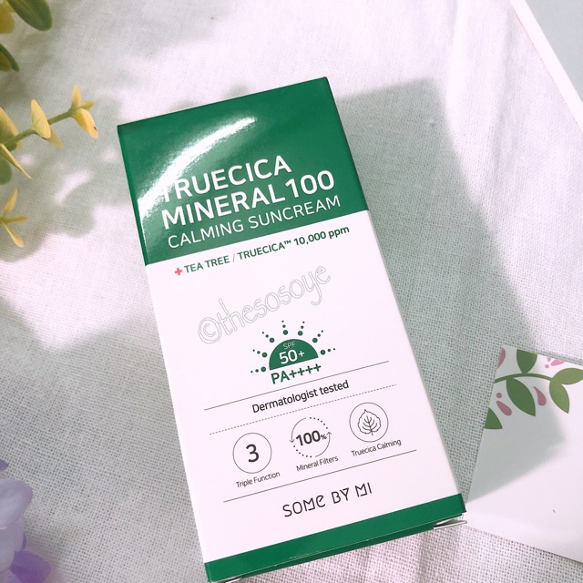 Kem Chống Nắng Dành Cho Da Dầu Mụn Some By Mi Truecica Mineral 100 Calming Suncream