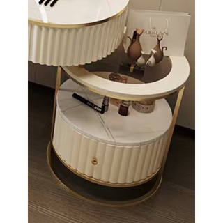 Táp bộ bàn trang điểm vương miệng