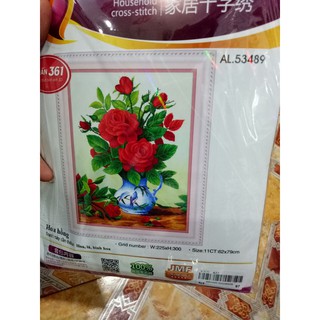 tranh thâu chữ thập cao cấp bình hoa hồng kt 62x79cm