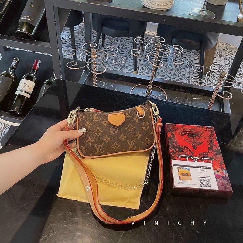 Túi Cặp Nách họa tiết lv