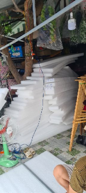 Tấm mút xốp trắng kích thước 60cm * 50cm