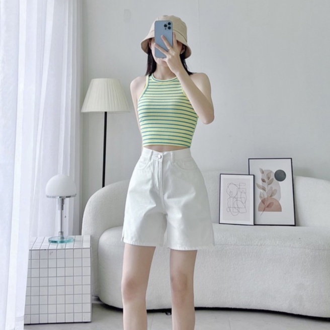 Quần short kaki nữ lưng cao, xẻ tà xinh xắn màu trắng đen