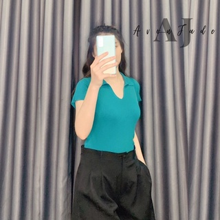 Áo Polo nữ cổ V