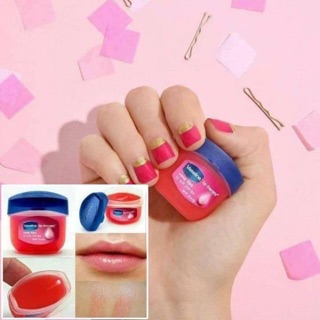 SON DƯỠNG MÔI Vaseline nội địa Mỹ.