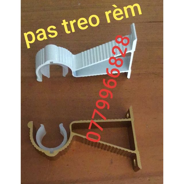 Pas treo rèm cửa