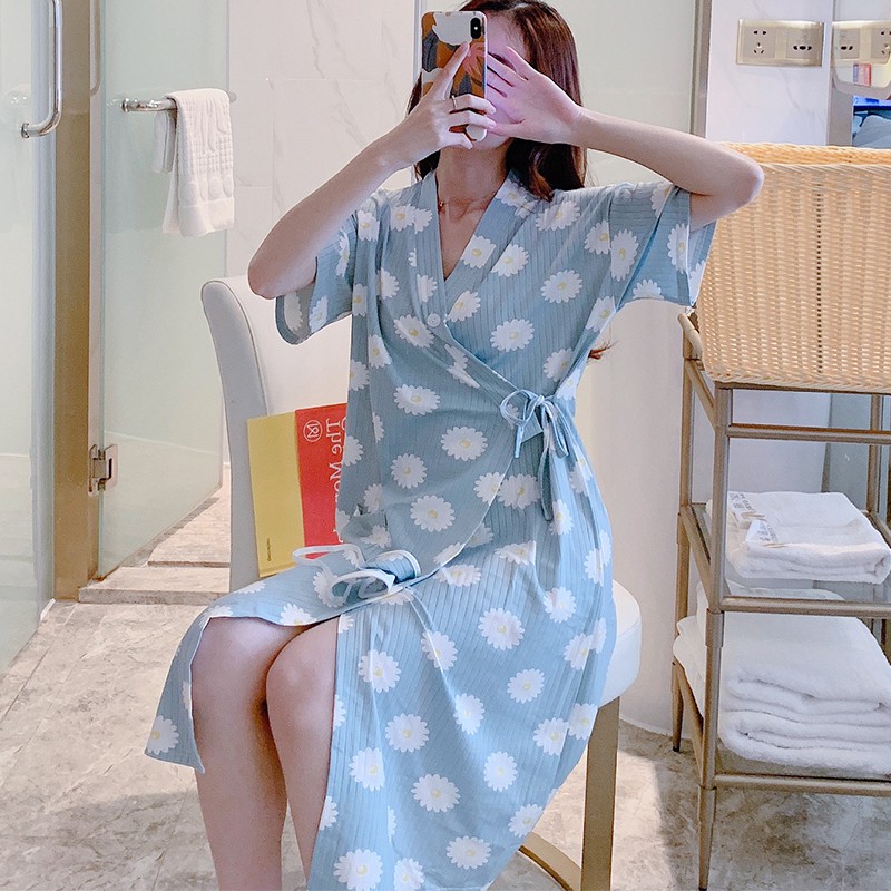 Đầm Ngủ Kimono Ngắn Tay In Họa Tiết Hoa Cúc Xinh Xắn Dành Cho Nữ