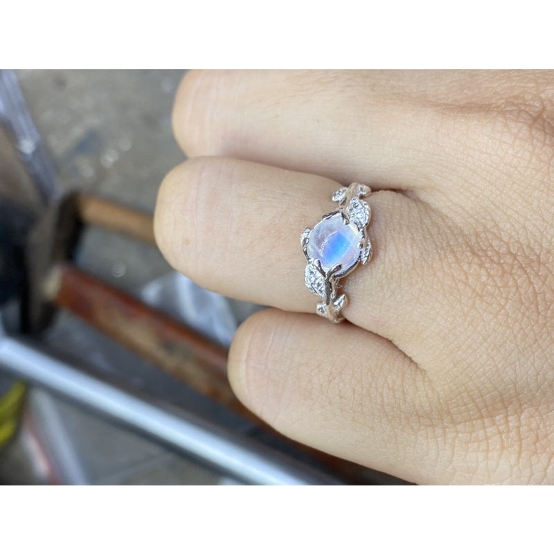 Nhẫn bạc 950 đá moonstone!