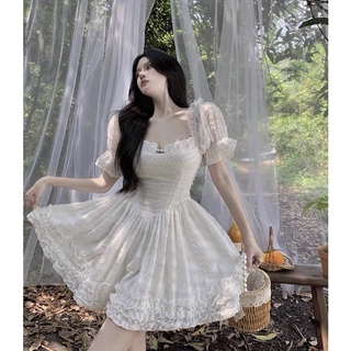 Đầm cổ vuông xoè Ulzzang