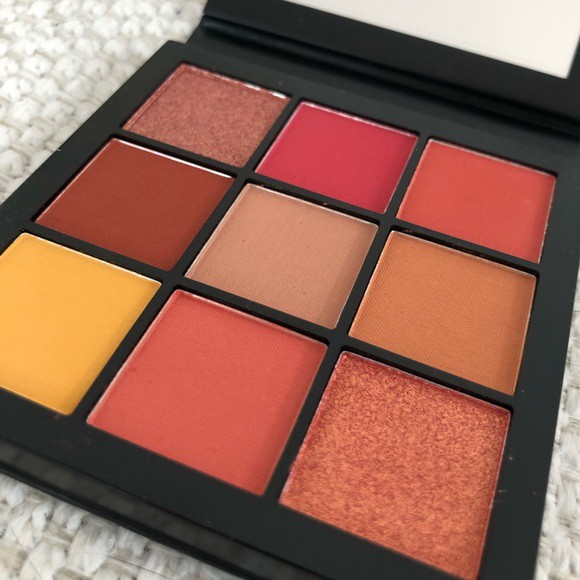 Bảng mắt Huda Coral Obsessions Palette