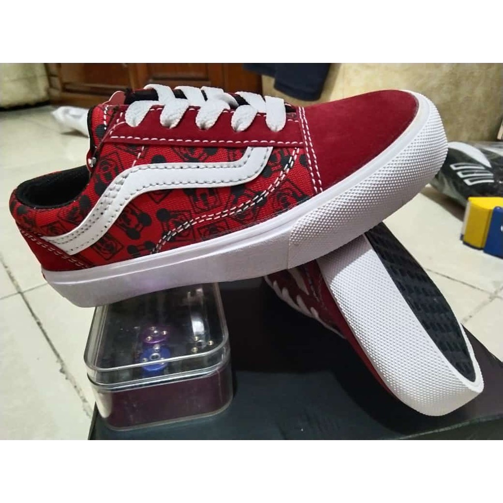 Giày Vans Thời Trang Cá Tính Năng Động Cho Bé Trai Gái