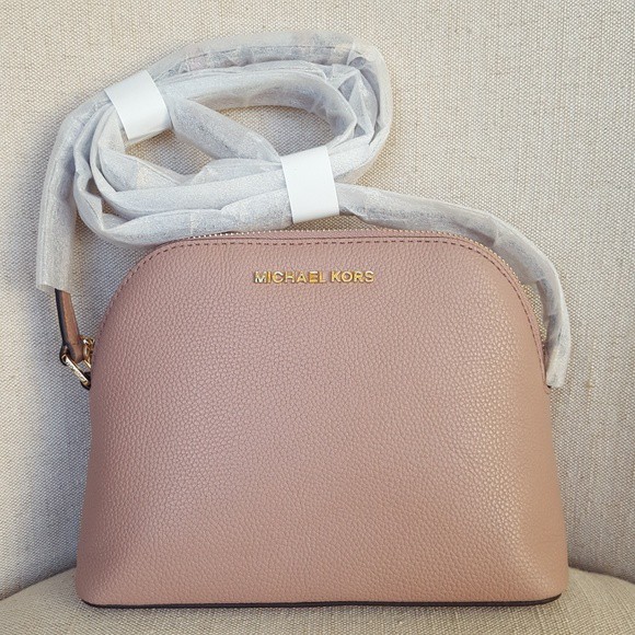 Giỏ Hến Nữ Michael Kors size 22cm