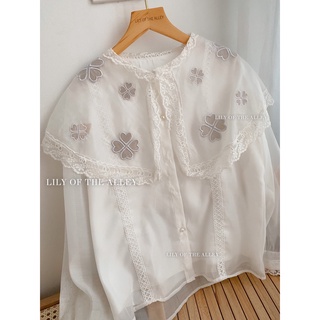 Áo sơ mi trắng thêu cỏ 4 lá