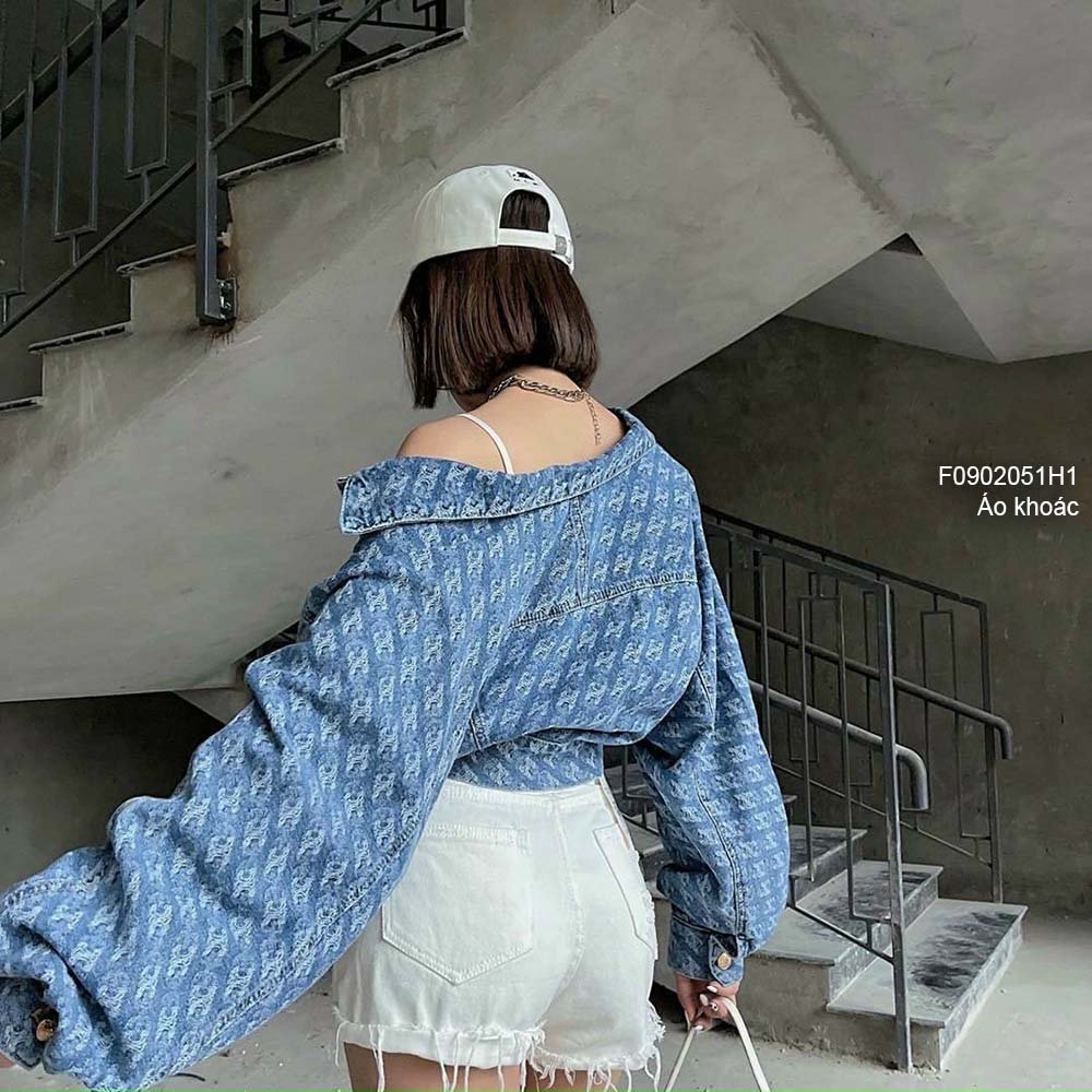 Áo khoác jean hoạ tiết chữ hàng chuẩn siêu đẹp!