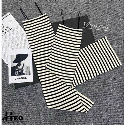 Váy tăm kẻ 2 dây xốp body