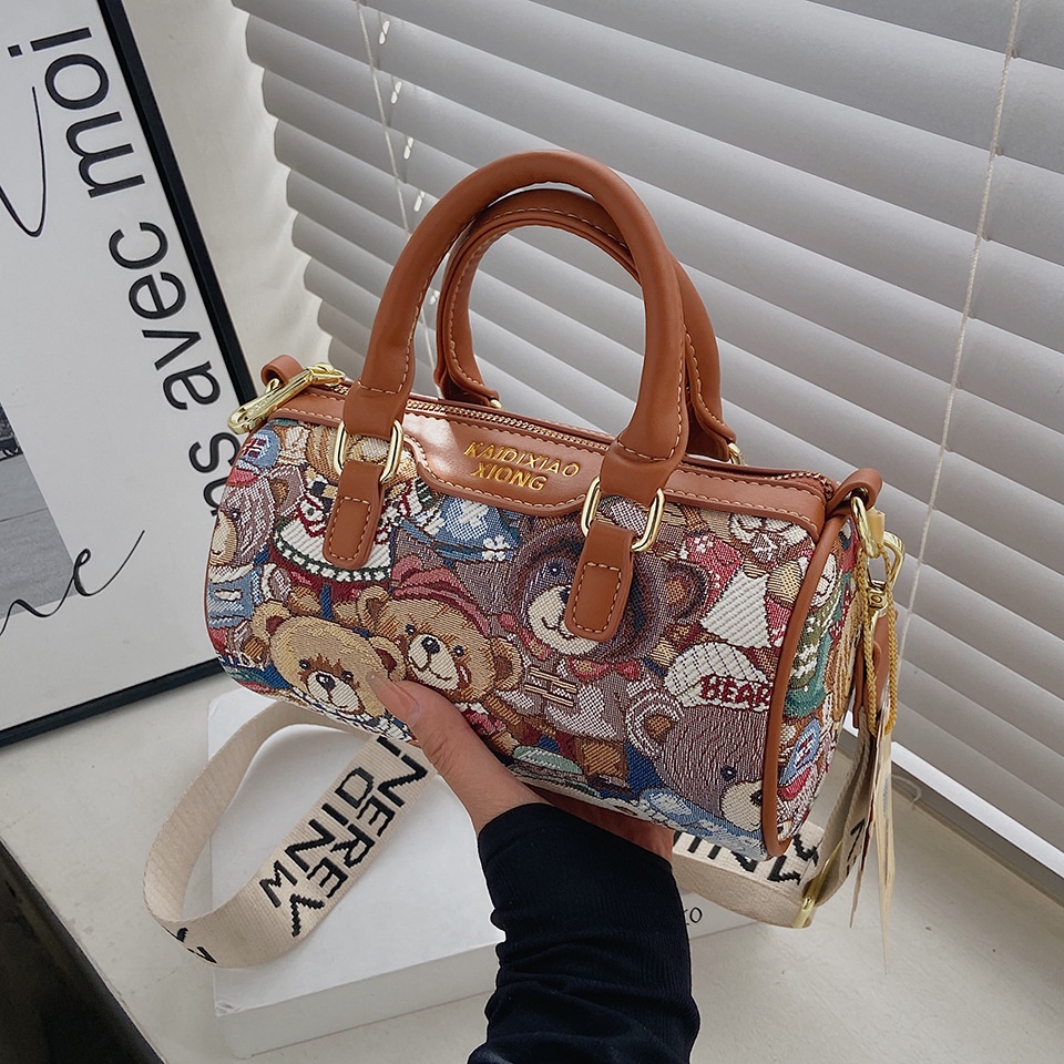 Túi Xách Đeo Vai Cỡ Nhỏ Thêu Hình Gấu Katy Phối Màu Tương Phản Dễ Thương Cho Nữ