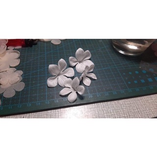 hoa vải kết áo- hoa lụa