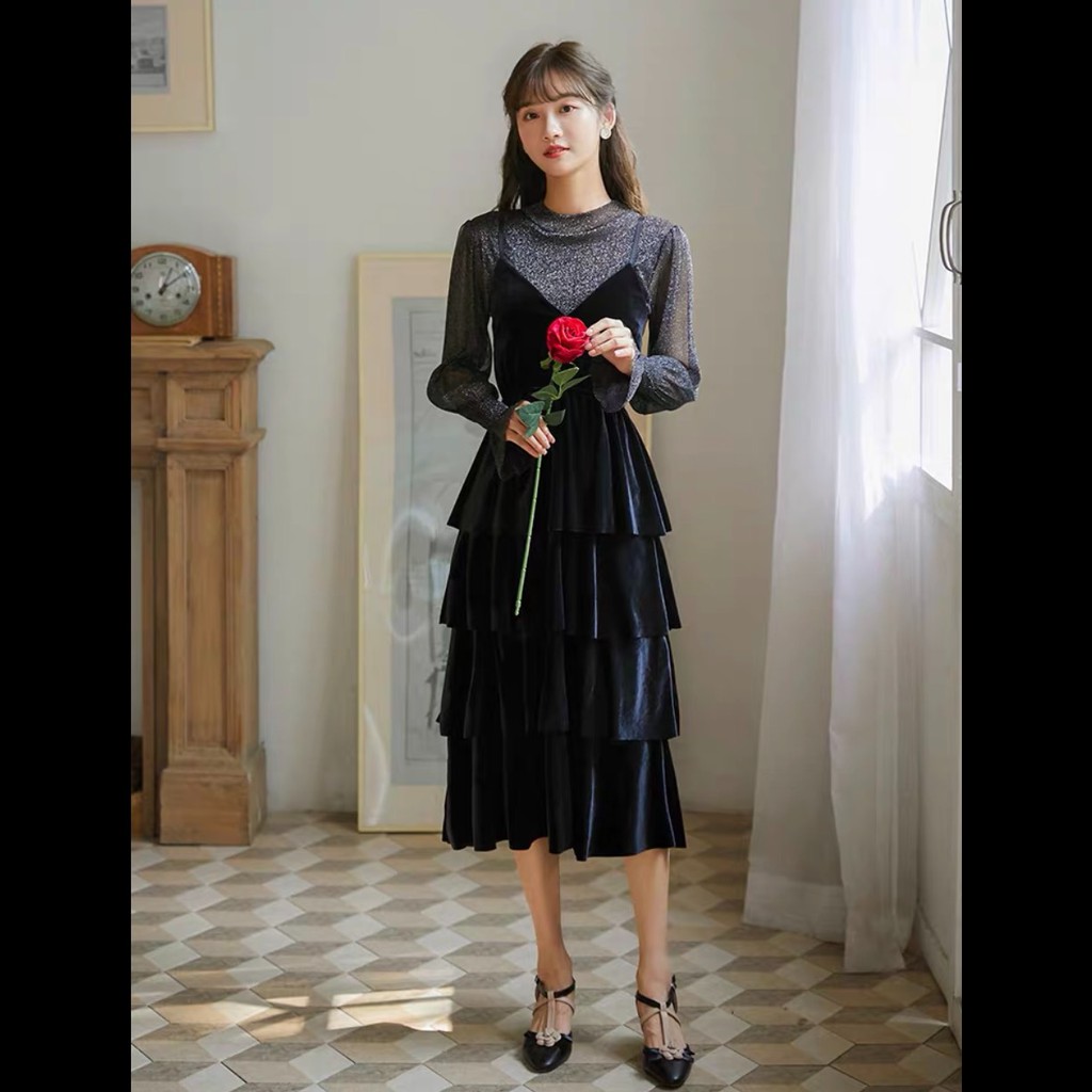 SET VÁY NHUNG HAI DÂY CAO CẤP SIÊU SANG