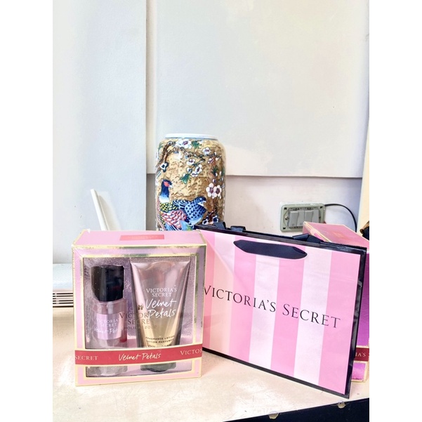|Auth| Set quà body mist + body lotion Victoria’s secret mini size | Thế Giới Skin Care