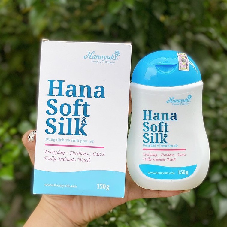 Dung Dịch Vệ Sinh Phụ Nữ HANA SOFT SILK, Khử Mùi Vùng Kín, Sáng Da 150ML