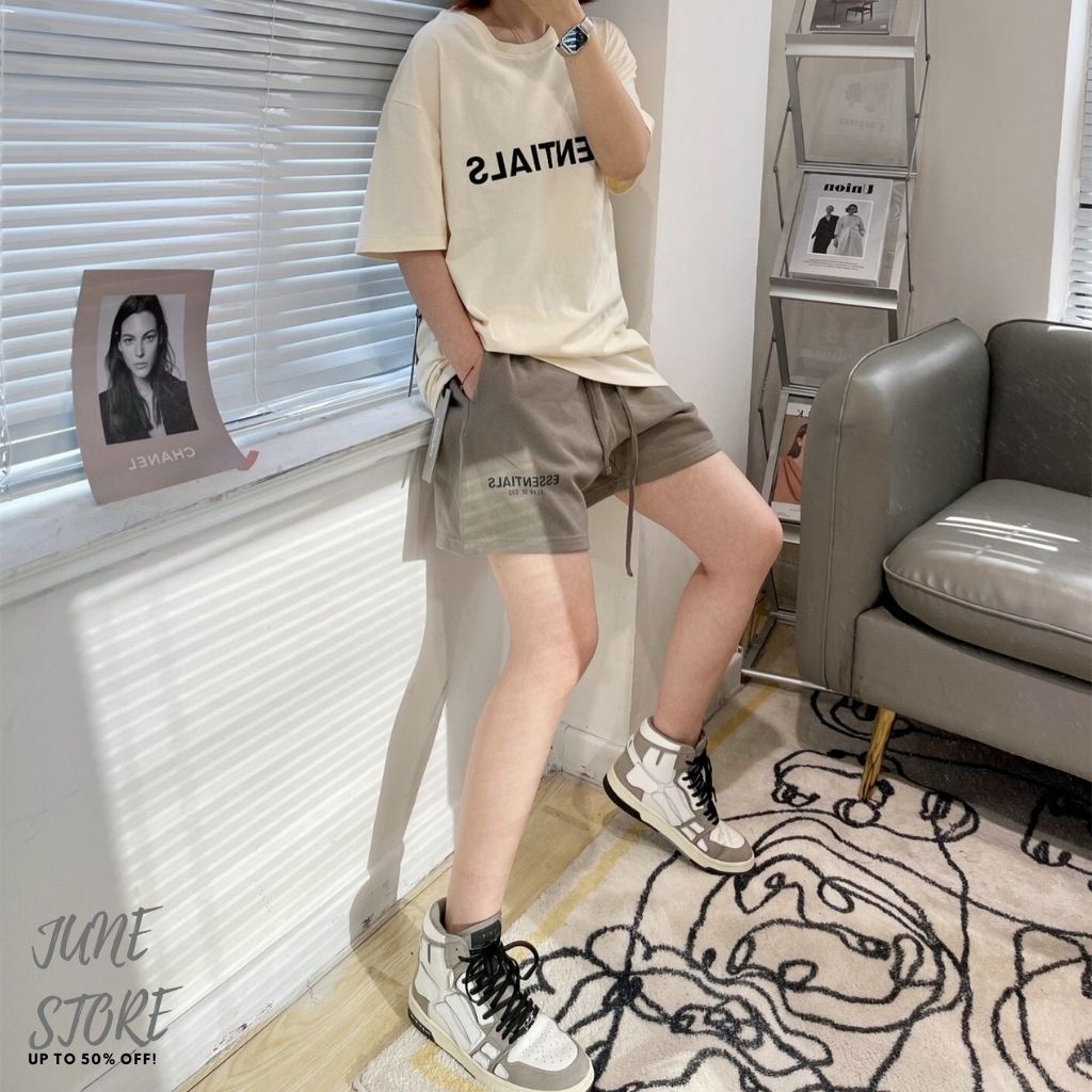 (HOT TREND) quần đùi nữ essentials siêu mát , nhẹ nhàng, thấm hút mồ hôi cực tốt!!!