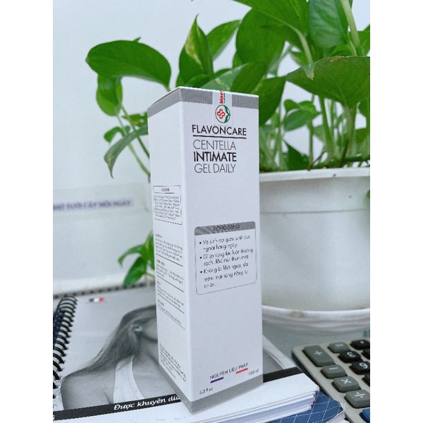DUNG DỊCH VỆ SINH DÀNH CHO NAM VÀ NỮ - Flavoncare Centella Intimate Gel Daily 100ml