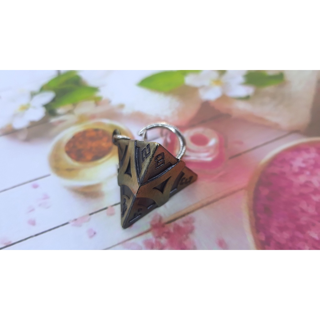 [ 2,5 cm ] Móc khóa hợp kim xúc sắc 4 mặt LOGIC PATCH - Identity V - Baystore