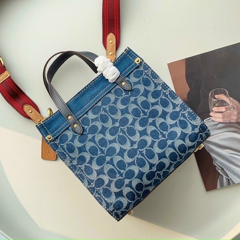 TÚI COACH FIELD TOTE CA580