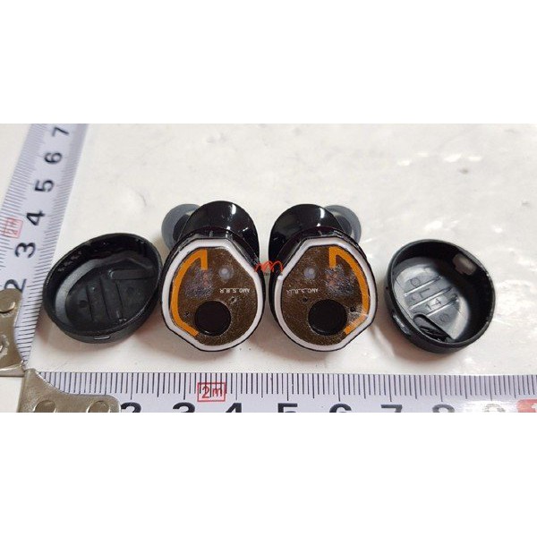 Thay pin tai nghe Sony SRS XB700