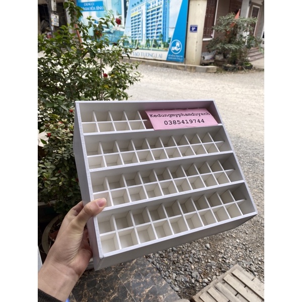 khay đựng son 80 ô phân tầng