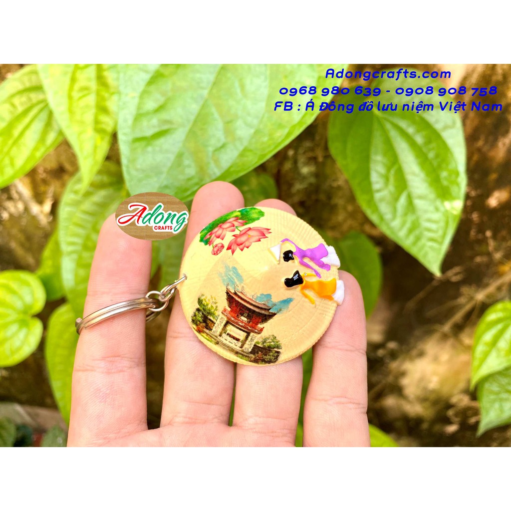 1 Móc khóa chiếc nón lá vàng hình các địa danh VN