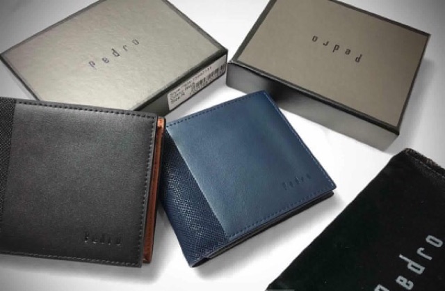 Ví nam ngang ví Per da đẹp mịn bên trong nhiều ngăn hàng cao cấp full box và túi giấy hãng