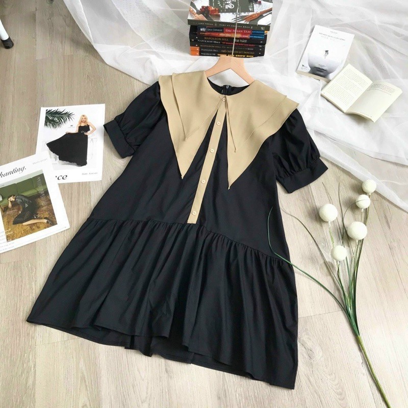 Đầm đen babydoll đuôi cá 2 lá cổ