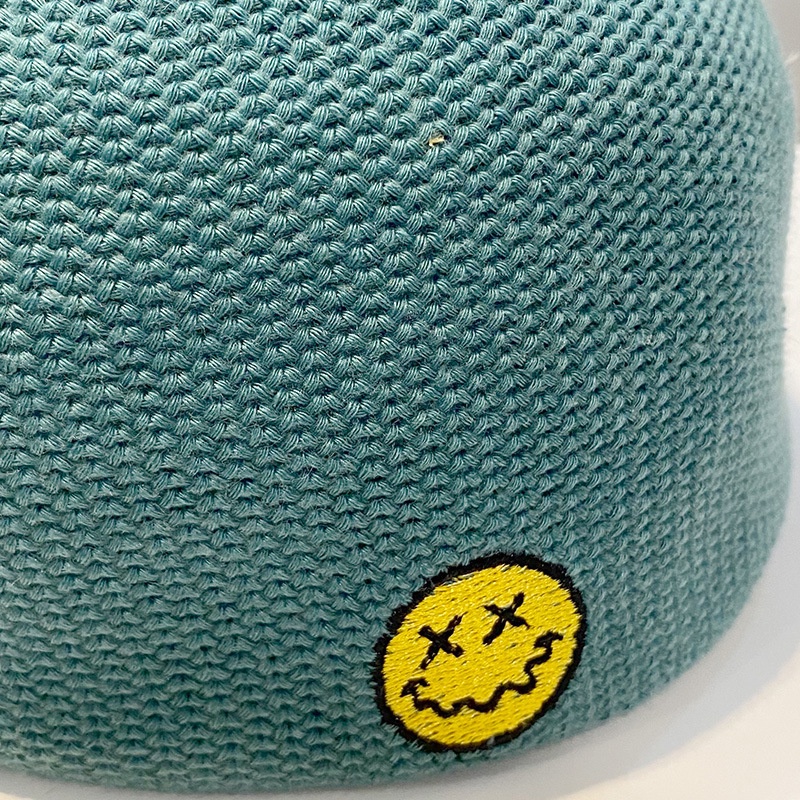 Mũ nồi thoáng khí thêu hình mặt cười thời trang Hàn Quốc cho nữ