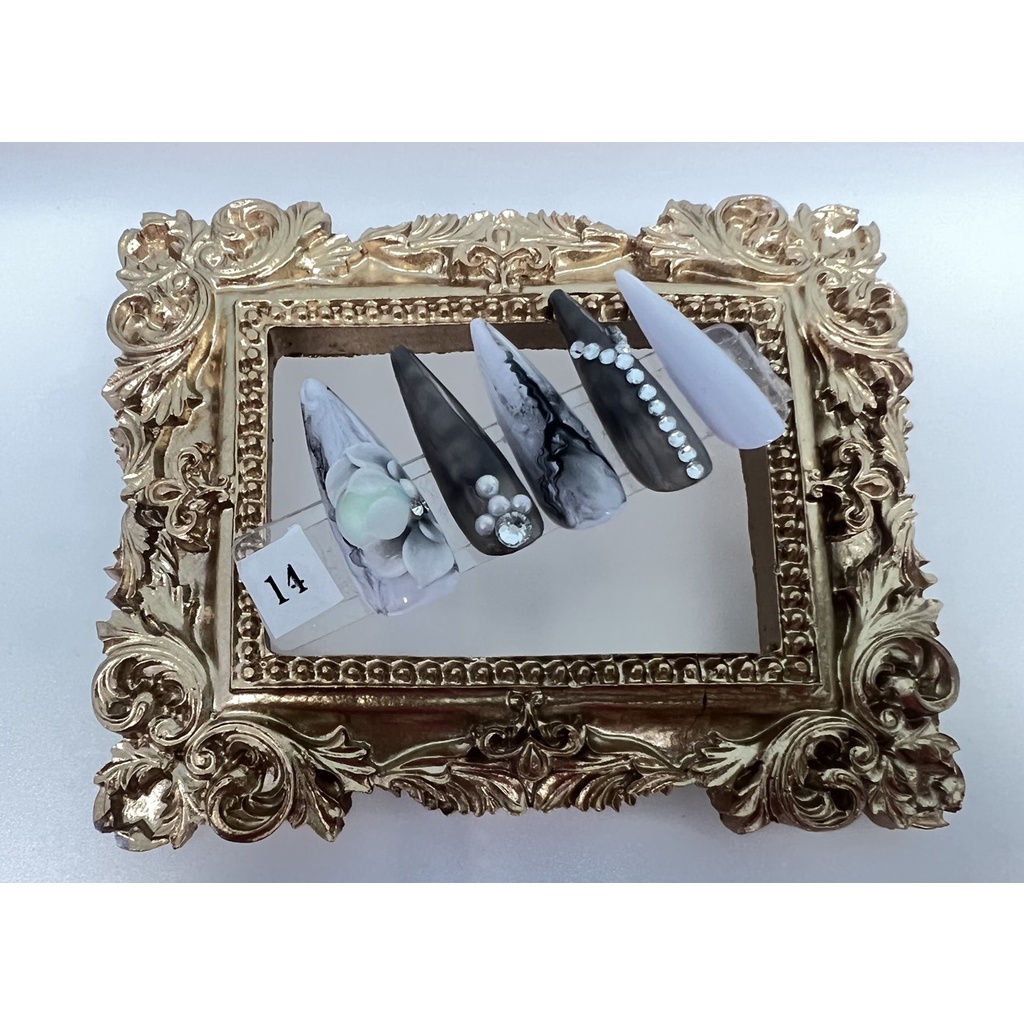 Nail box thiết kế HV01