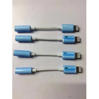 Cáp chuyển Lightning sang tai nghe jack 3.5mm Iphone