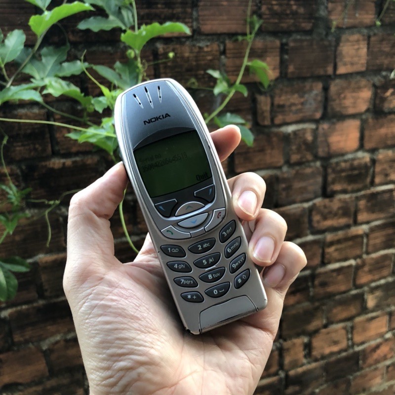 Điện Thoại Nokia 6310 Màu Bạc Kèm Đế Sạc | BigBuy360 - bigbuy360.vn
